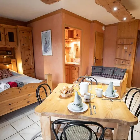 Les Lioues Chalet